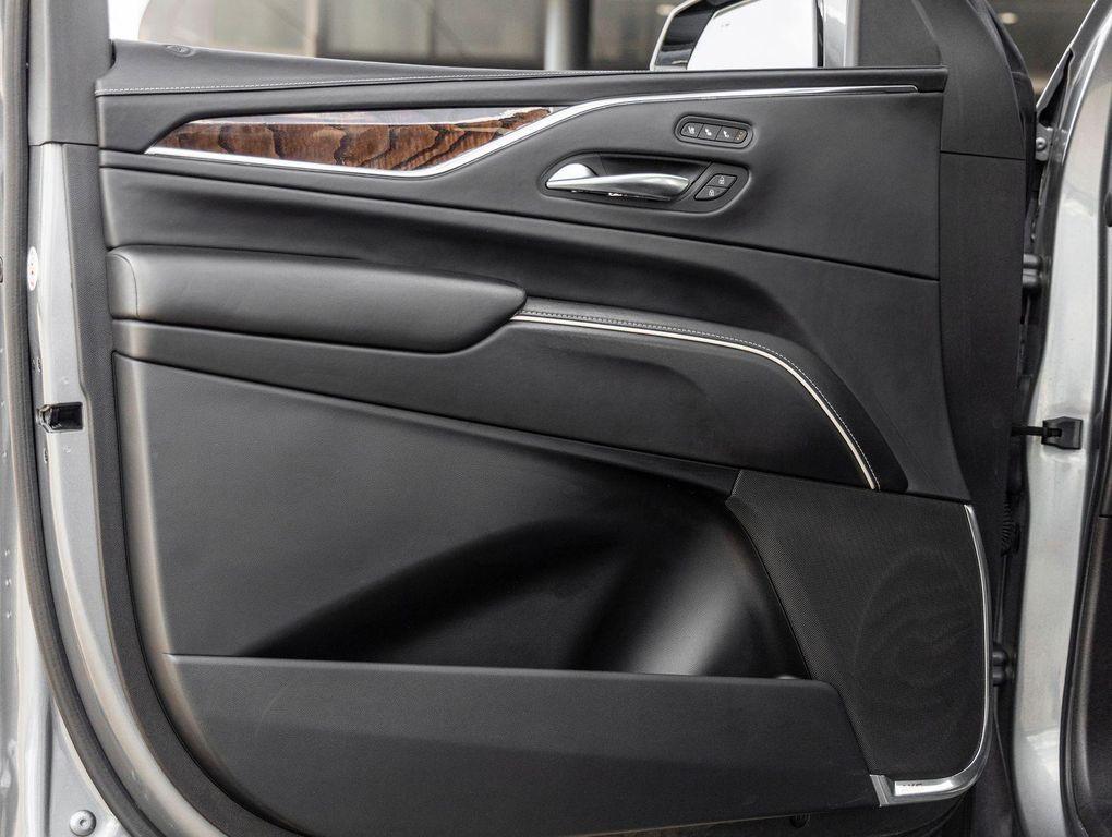 used 2021 Cadillac Escalade ESV car, priced at $51,998