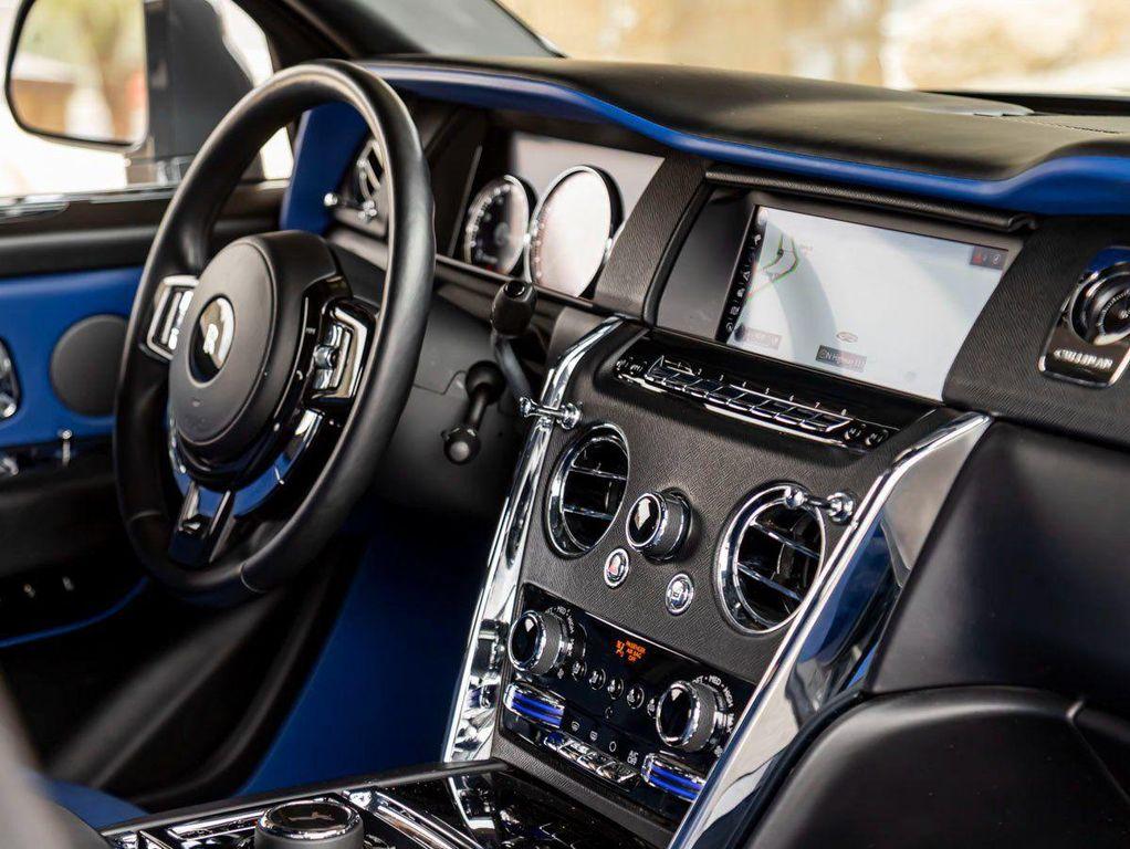 used 2022 Rolls-Royce Cullinan car, priced at $249,998