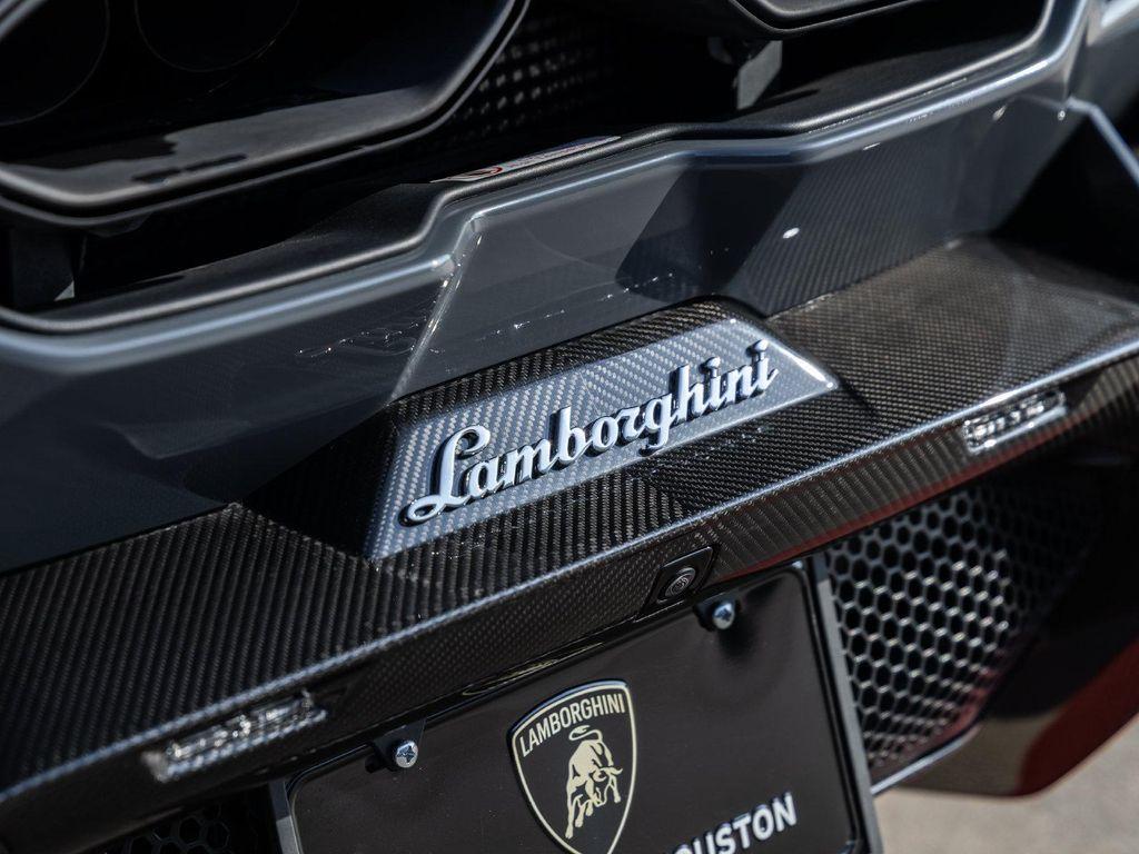 used 2025 Lamborghini Revuelto car, priced at $699,998