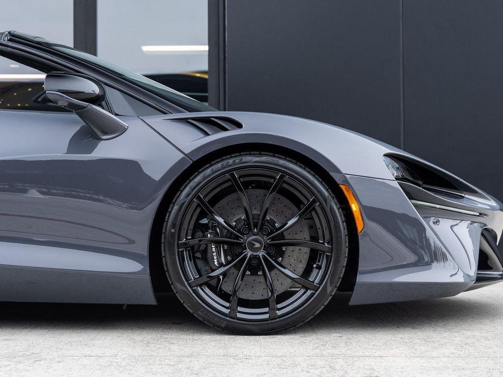 new 2026 McLaren Artura car, priced at $336,550