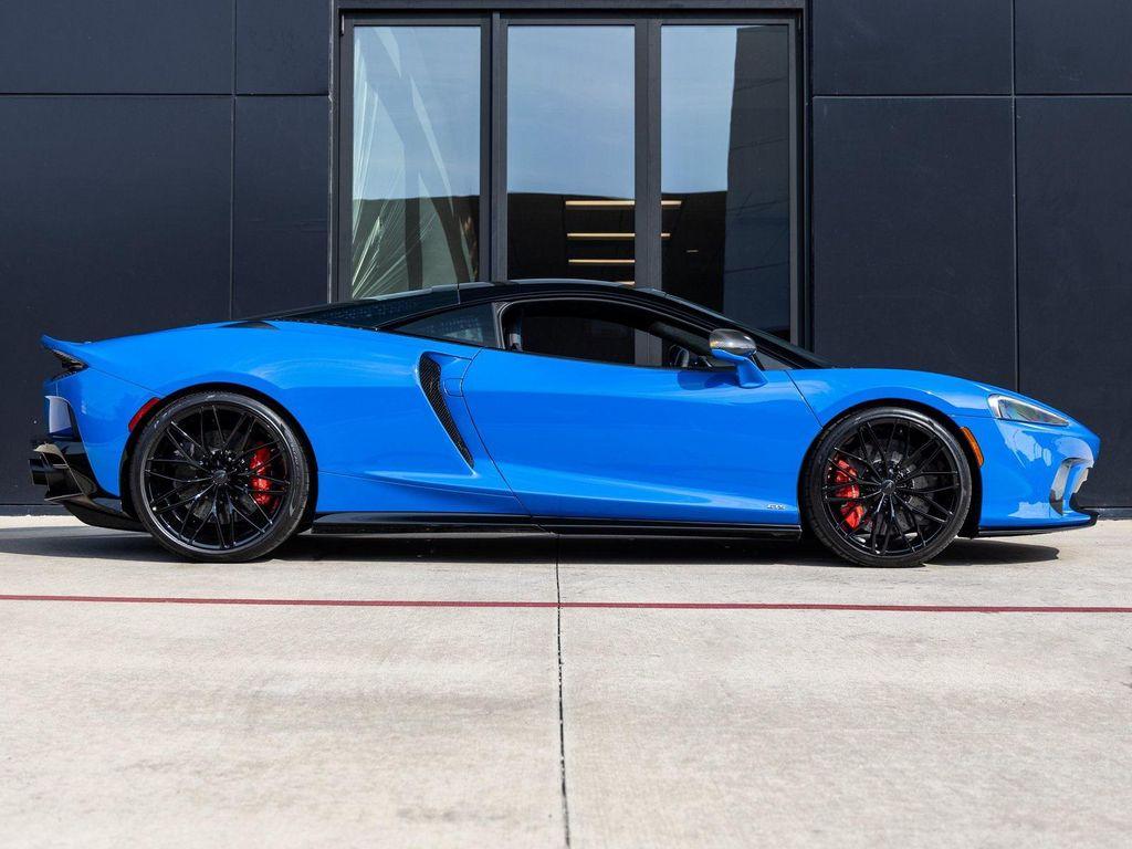 new 2025 McLaren GTS car, priced at $261,748