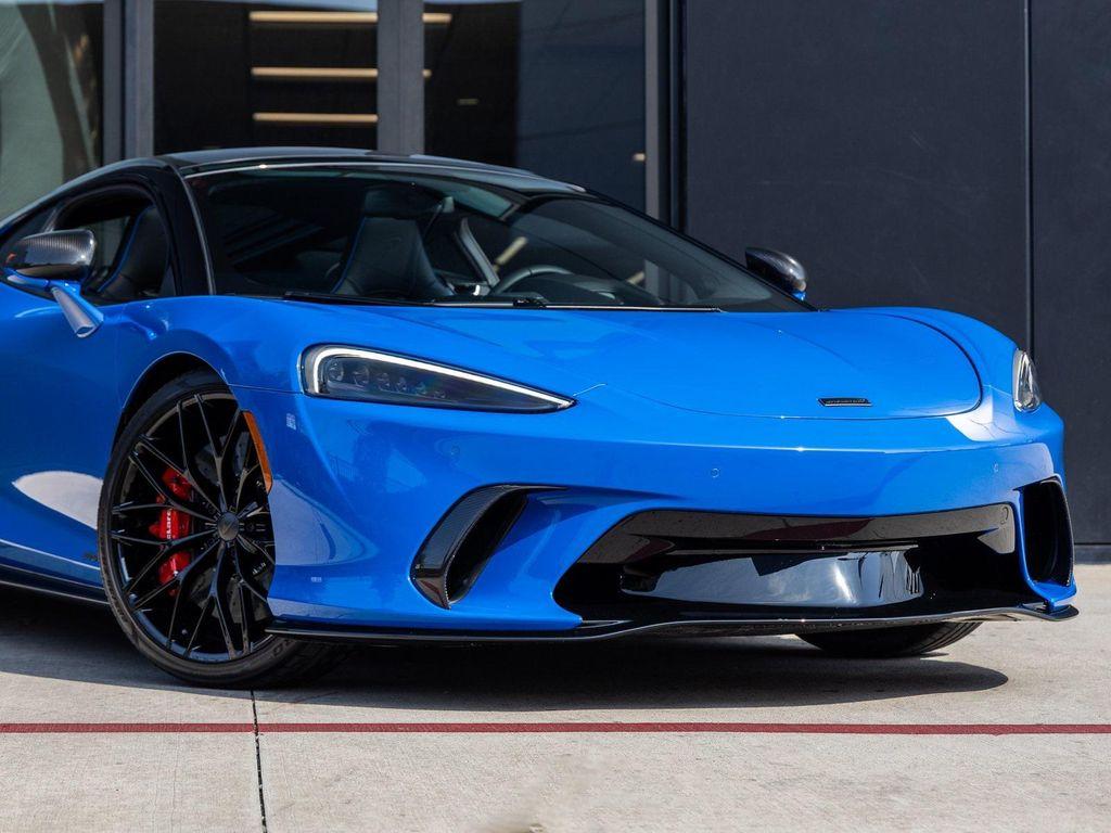 new 2025 McLaren GTS car, priced at $261,748