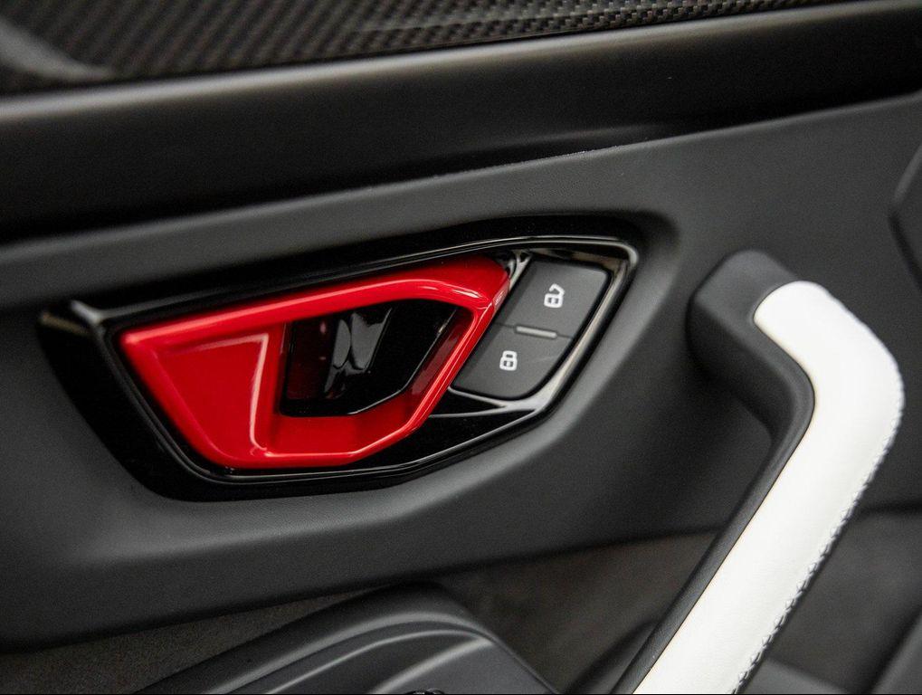 used 2025 Lamborghini Urus car, priced at $329,998