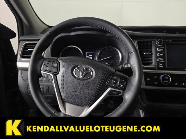 used 2015 Toyota Highlander car, priced at $15,998