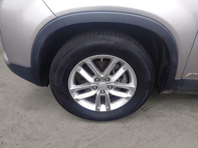 used 2015 Kia Sorento car, priced at $9,981