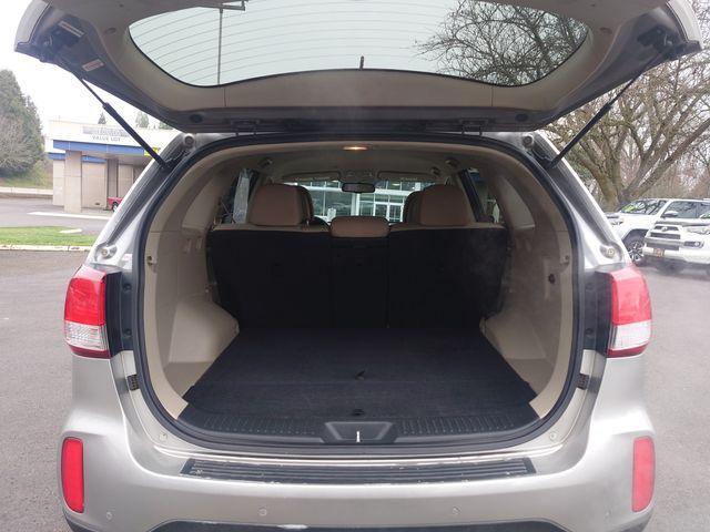 used 2015 Kia Sorento car, priced at $9,981