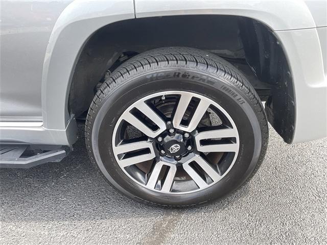 2017 Silver Toyota 4Runner