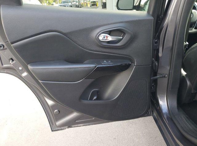 used 2020 Jeep Cherokee car, priced at $13,988