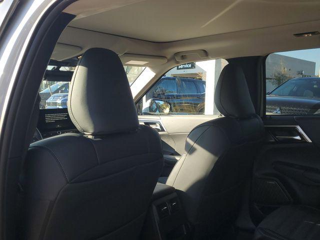 new 2026 Mitsubishi Outlander car, priced at $40,975