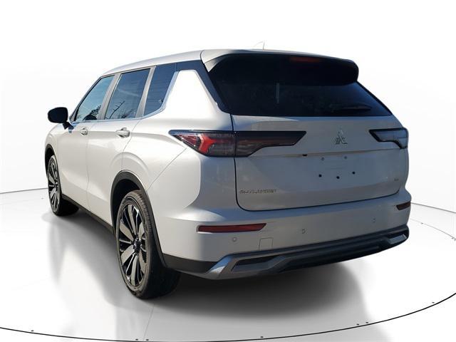 new 2026 Mitsubishi Outlander car, priced at $40,975