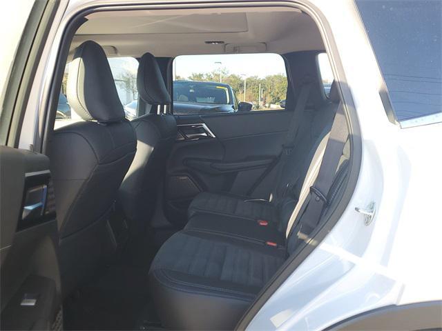 new 2026 Mitsubishi Outlander car, priced at $40,975