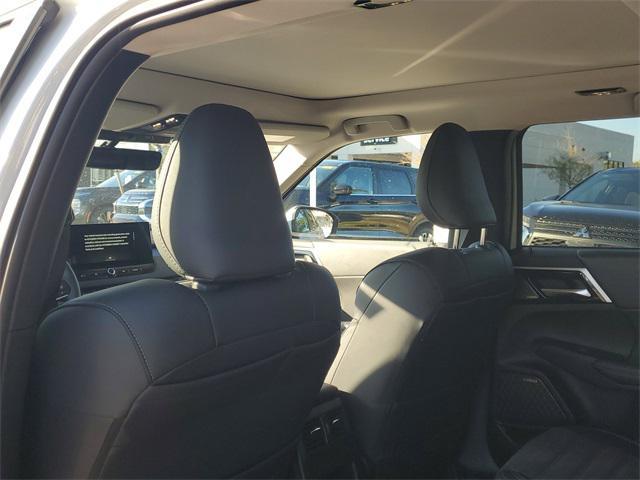 new 2026 Mitsubishi Outlander car, priced at $40,975
