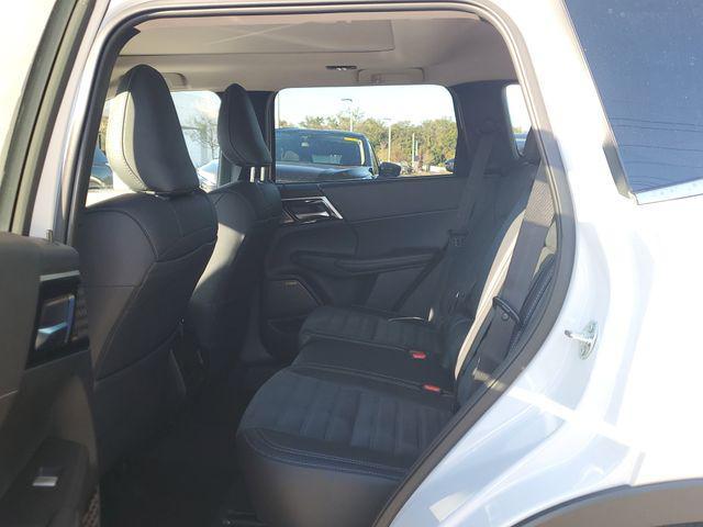 new 2026 Mitsubishi Outlander car, priced at $40,975