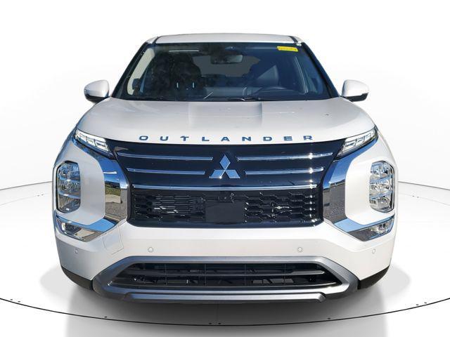 new 2026 Mitsubishi Outlander car, priced at $40,975