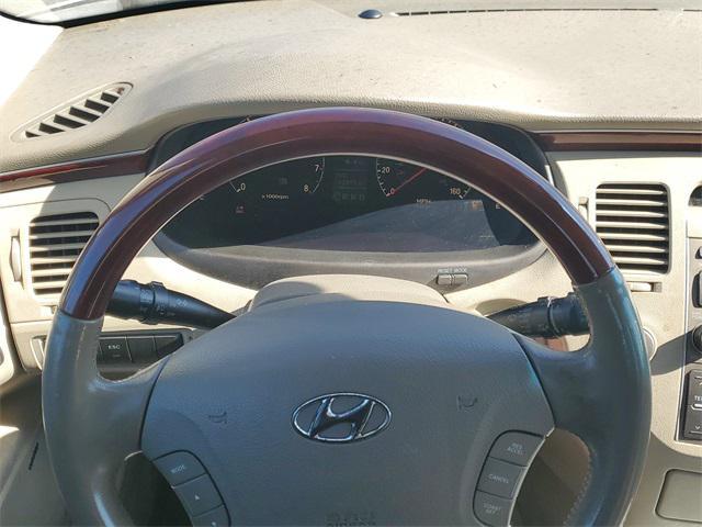 used 2007 Hyundai Azera car, priced at $1,977