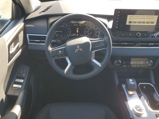 new 2026 Mitsubishi Outlander car, priced at $33,405