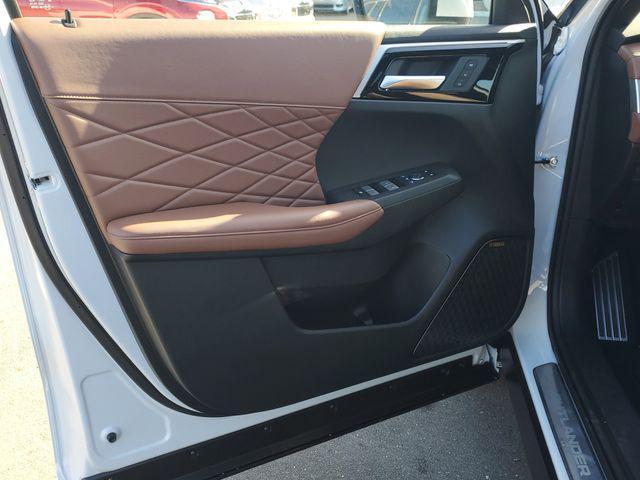 new 2026 Mitsubishi Outlander car, priced at $454,350