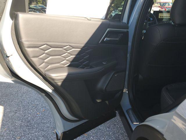 new 2026 Mitsubishi Outlander car, priced at $42,240