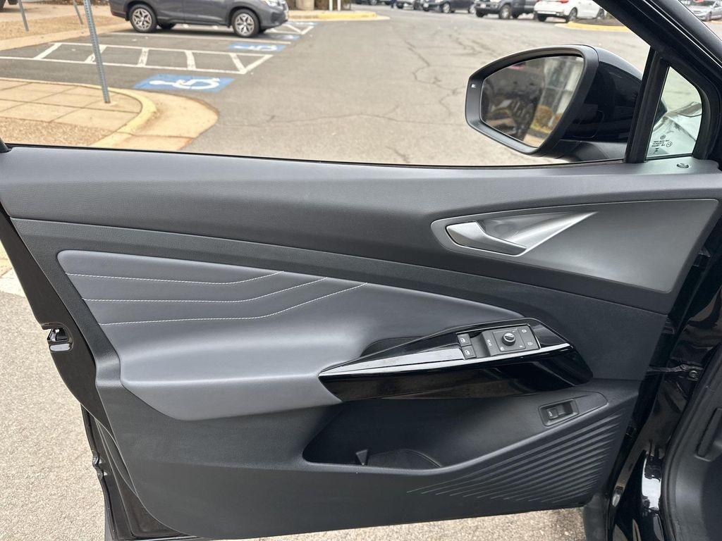 used 2023 Volkswagen ID.4 car, priced at $19,995