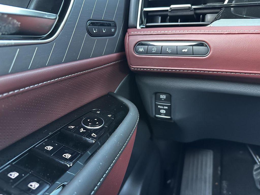 new 2026 INFINITI QX80 car, priced at $99,530