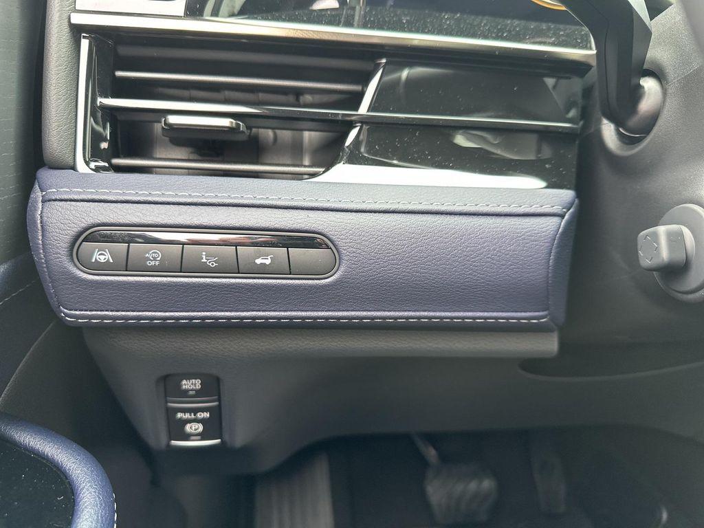 new 2026 INFINITI QX80 car, priced at $90,655