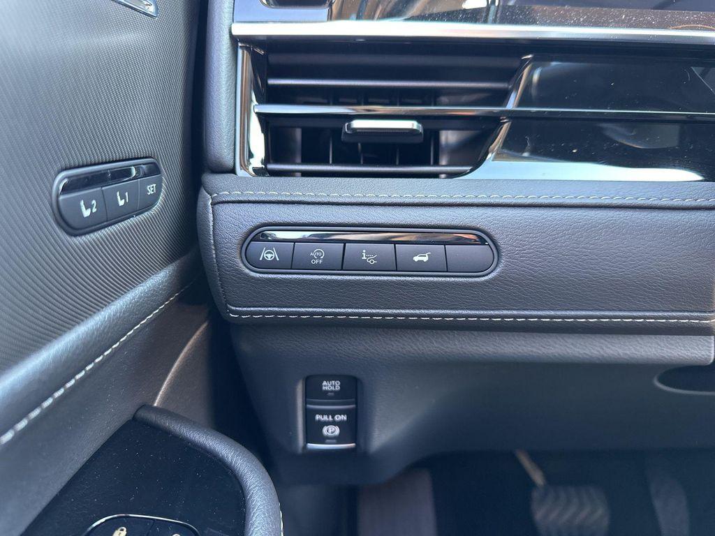 new 2026 INFINITI QX80 car, priced at $85,303