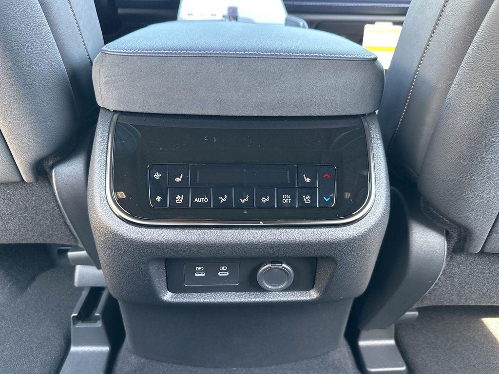 new 2026 INFINITI QX80 car, priced at $91,654