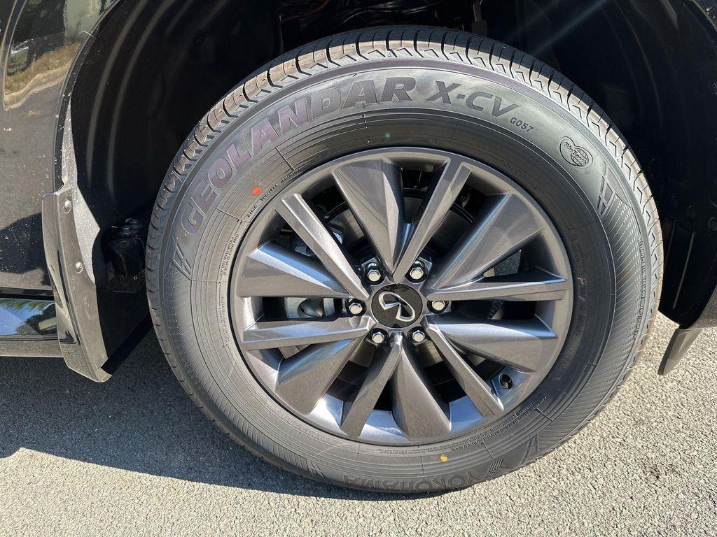 new 2026 INFINITI QX80 car, priced at $78,931