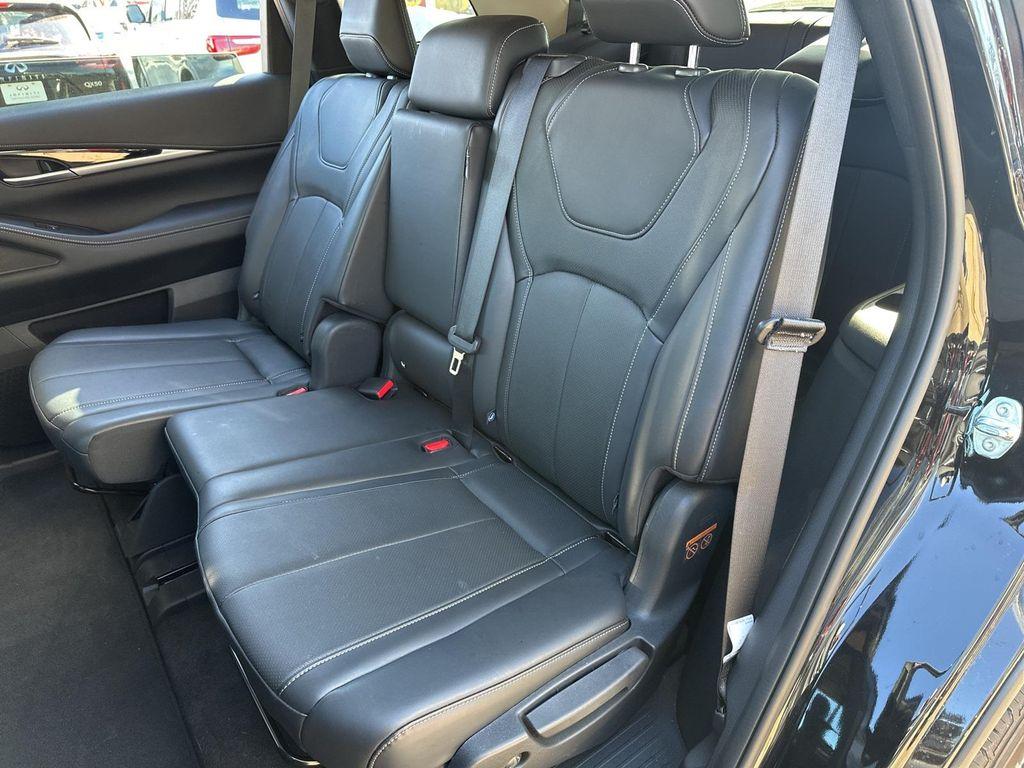 used 2025 INFINITI QX60 car, priced at $37,750