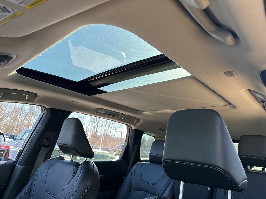 used 2025 INFINITI QX60 car, priced at $37,750