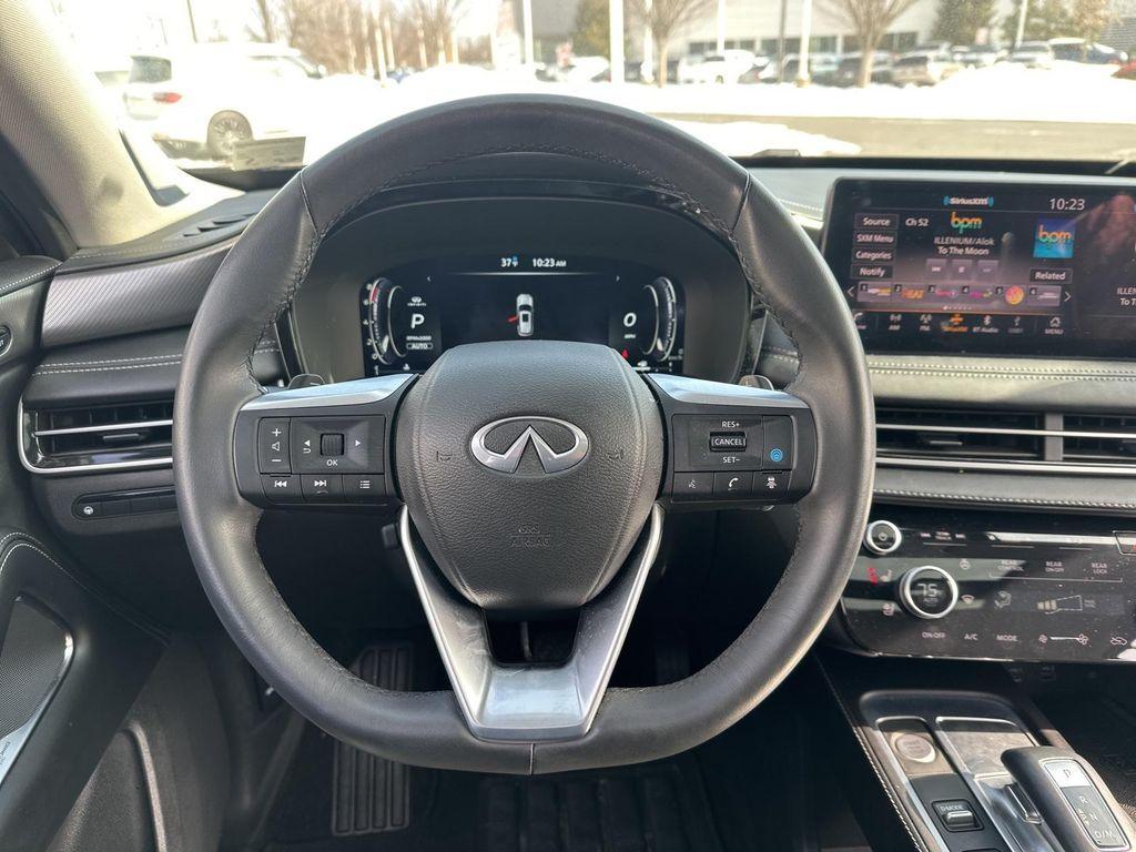 used 2025 INFINITI QX60 car, priced at $42,400