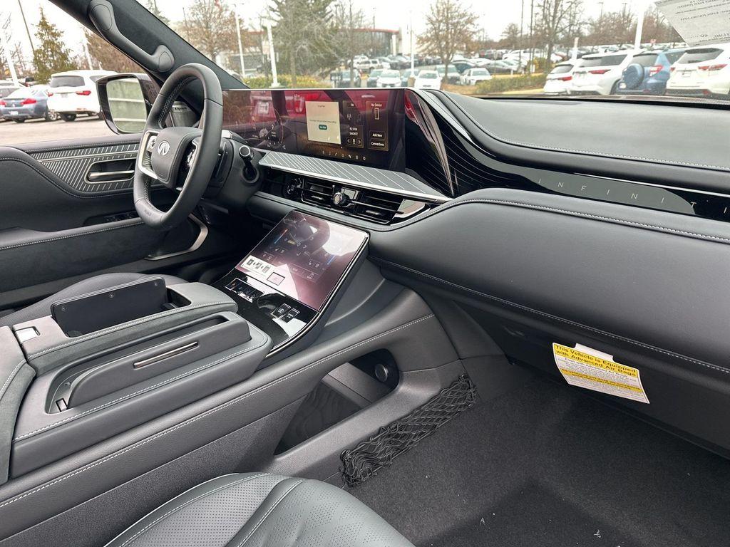 new 2026 INFINITI QX80 car, priced at $99,530