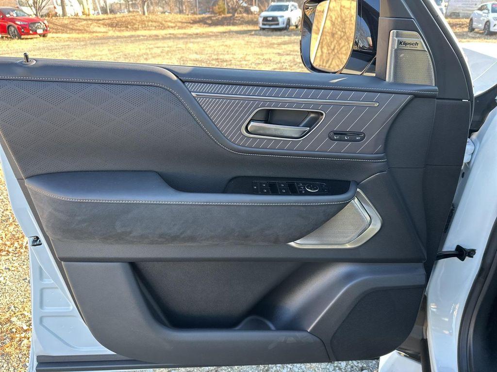 new 2026 INFINITI QX80 car, priced at $101,639