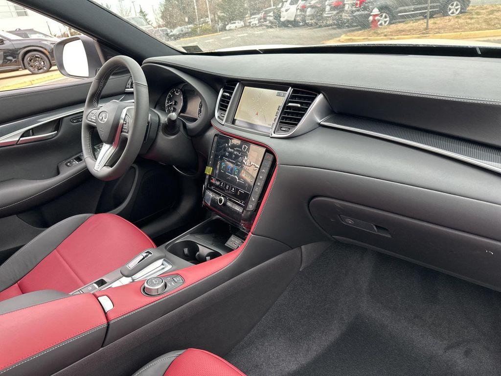 new 2025 INFINITI QX50 car, priced at $45,522