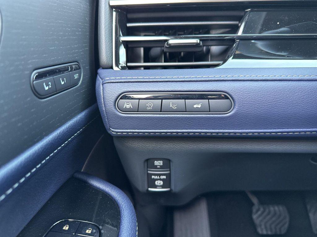 new 2026 INFINITI QX80 car, priced at $91,848