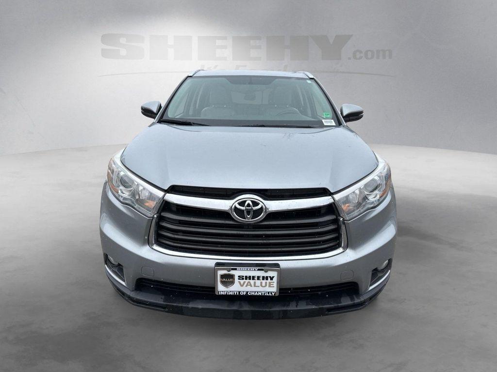 used 2016 Toyota Highlander car, priced at $17,650