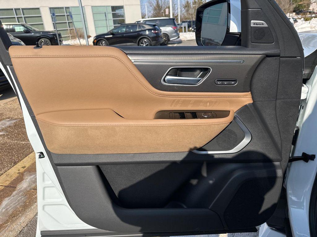 new 2026 INFINITI QX80 car, priced at $85,205