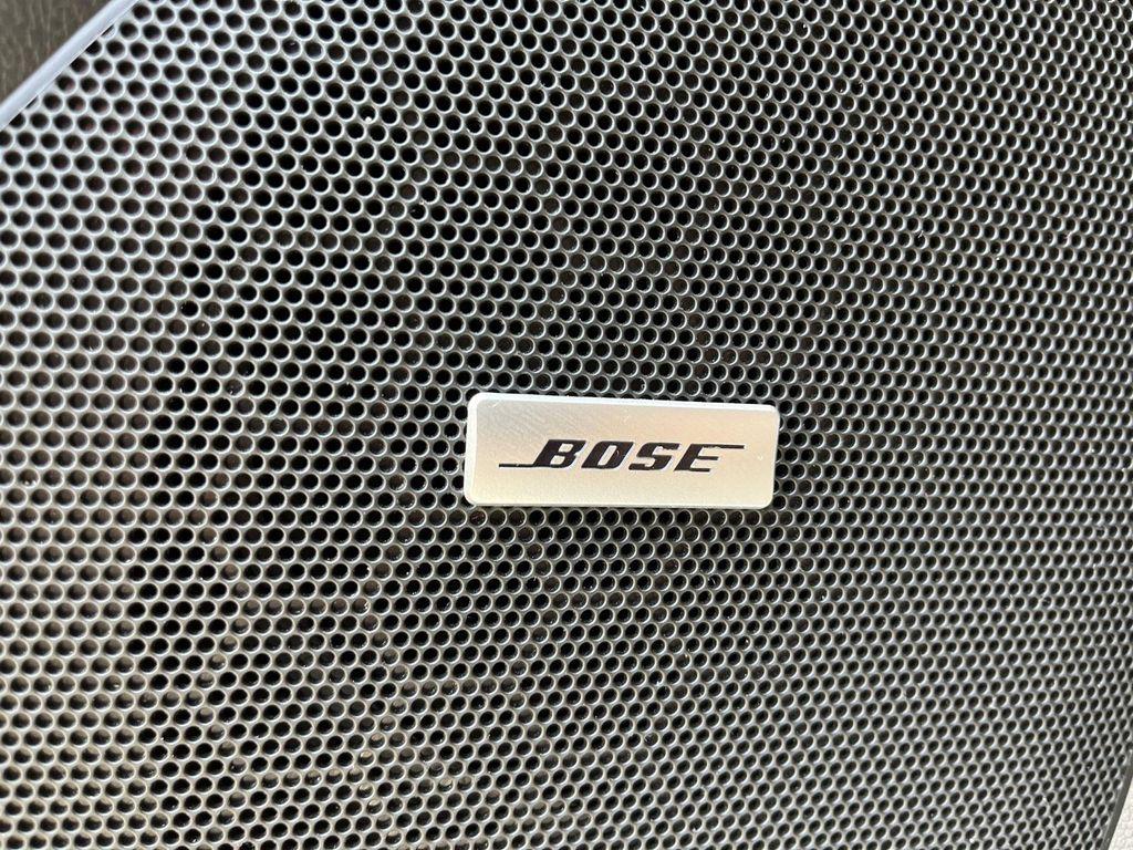 used 2023 Chevrolet Traverse car, priced at $31,000