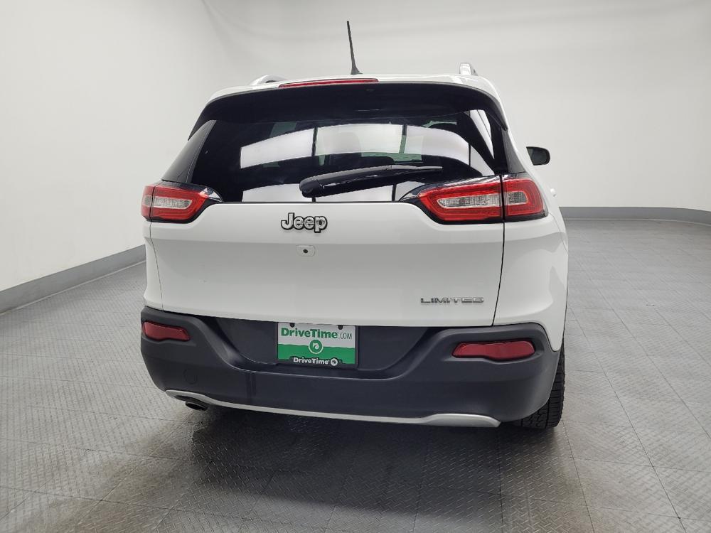 used 2015 Jeep Cherokee car, priced at $15,495