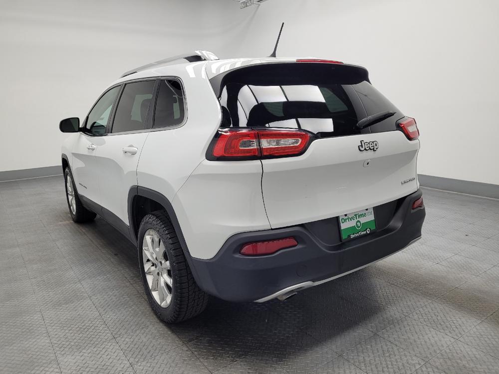 used 2015 Jeep Cherokee car, priced at $15,495
