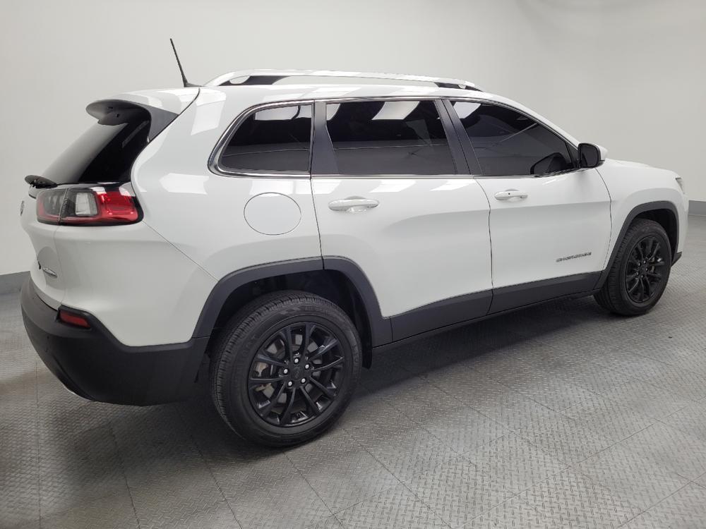 used 2021 Jeep Cherokee car, priced at $19,195