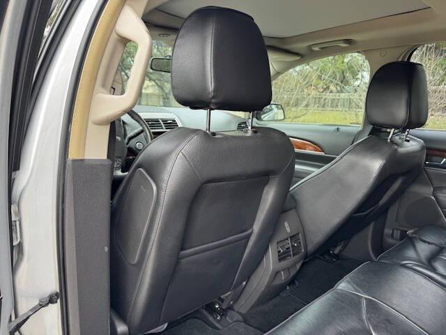 used 2014 Lincoln MKX car, priced at $6,999