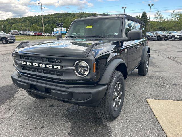 new 2025 Ford Bronco car, priced at $42,510