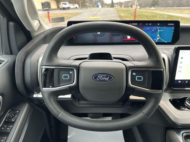 used 2025 Ford Expedition car, priced at $57,035