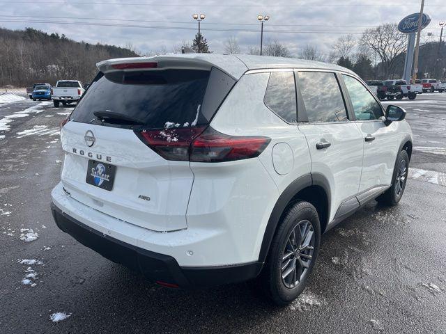 used 2024 Nissan Rogue car, priced at $22,514