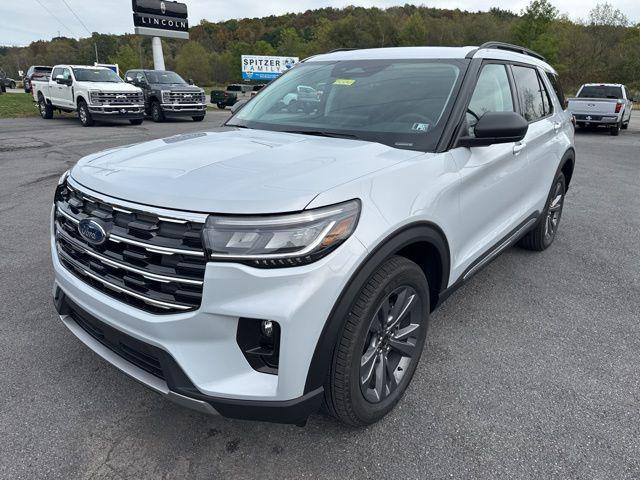 new 2025 Ford Explorer car, priced at $48,870