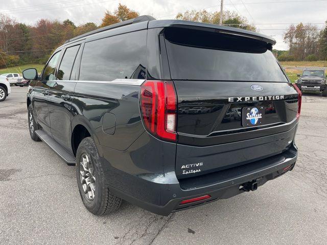 new 2025 Ford Expedition Max car, priced at $68,738