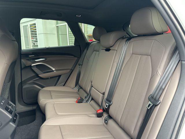 new 2025 Audi Q5 car, priced at $58,934