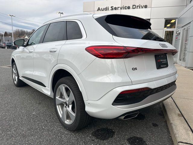 new 2025 Audi Q5 car, priced at $58,934
