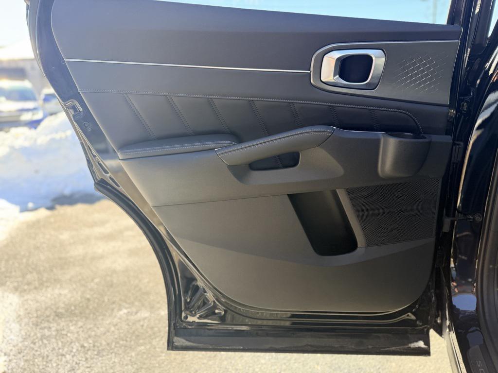 used 2022 Kia Sorento car, priced at $30,869